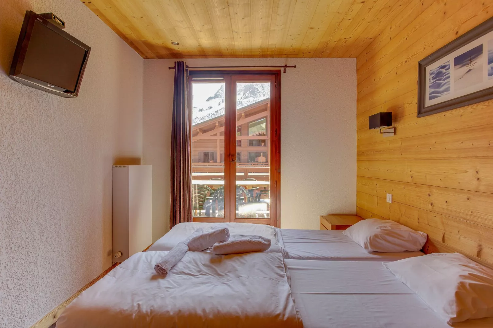 Modern appartement gelegen in authentiek Savoyaards bergdorp-Slaapkamer