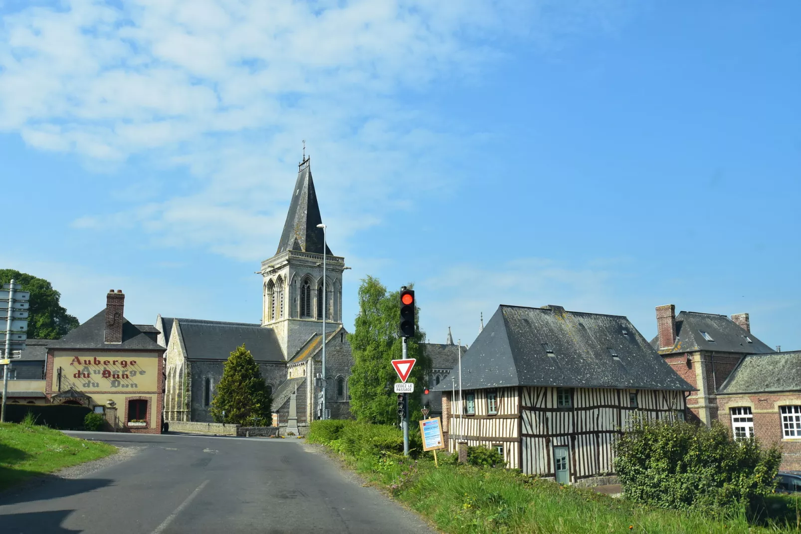 Gite Domaine Saint Julien-Gebieden zomer 1km