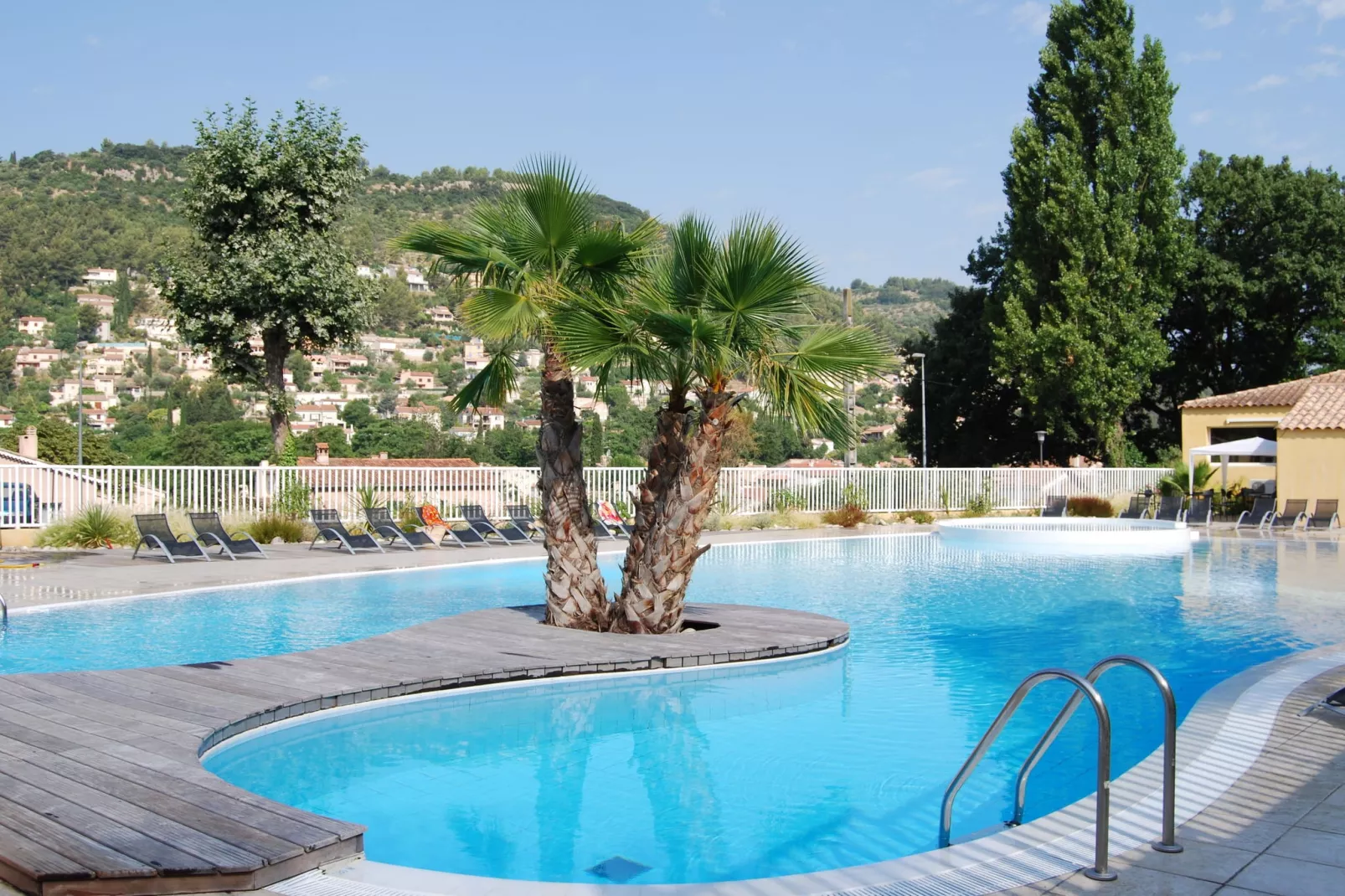 Les Cottages Varois-Zwembad