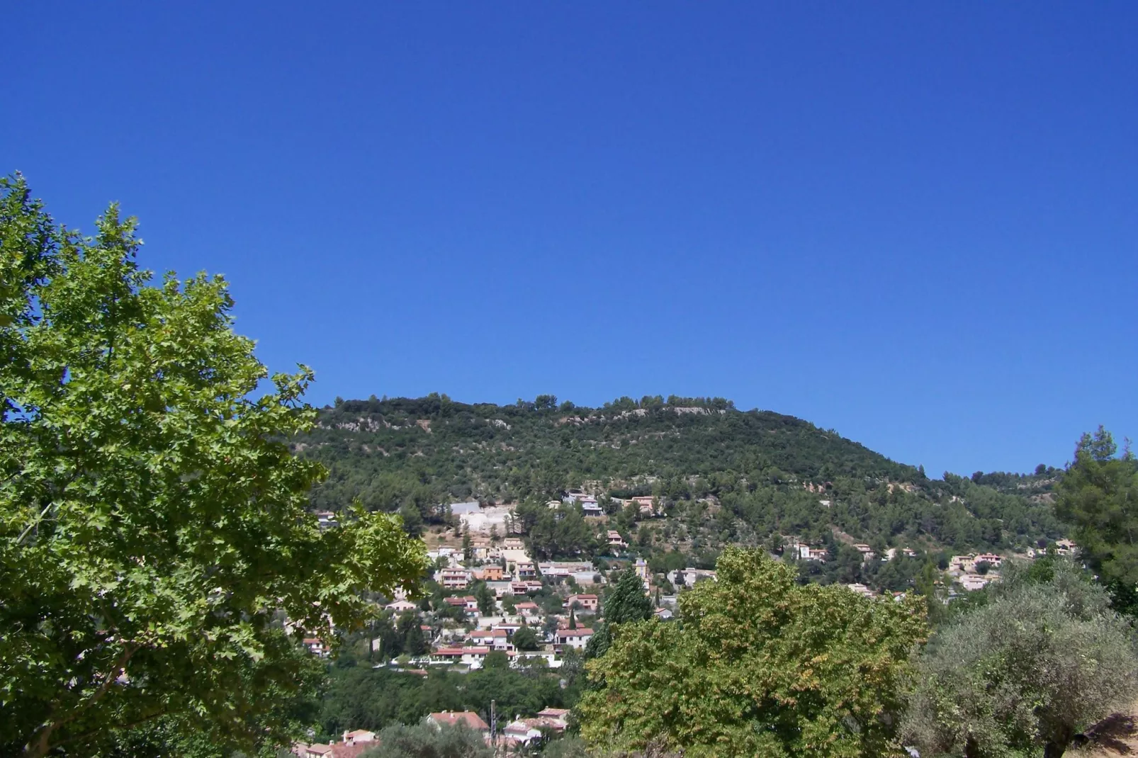 Les Cottages Varois-Gebieden zomer 1km