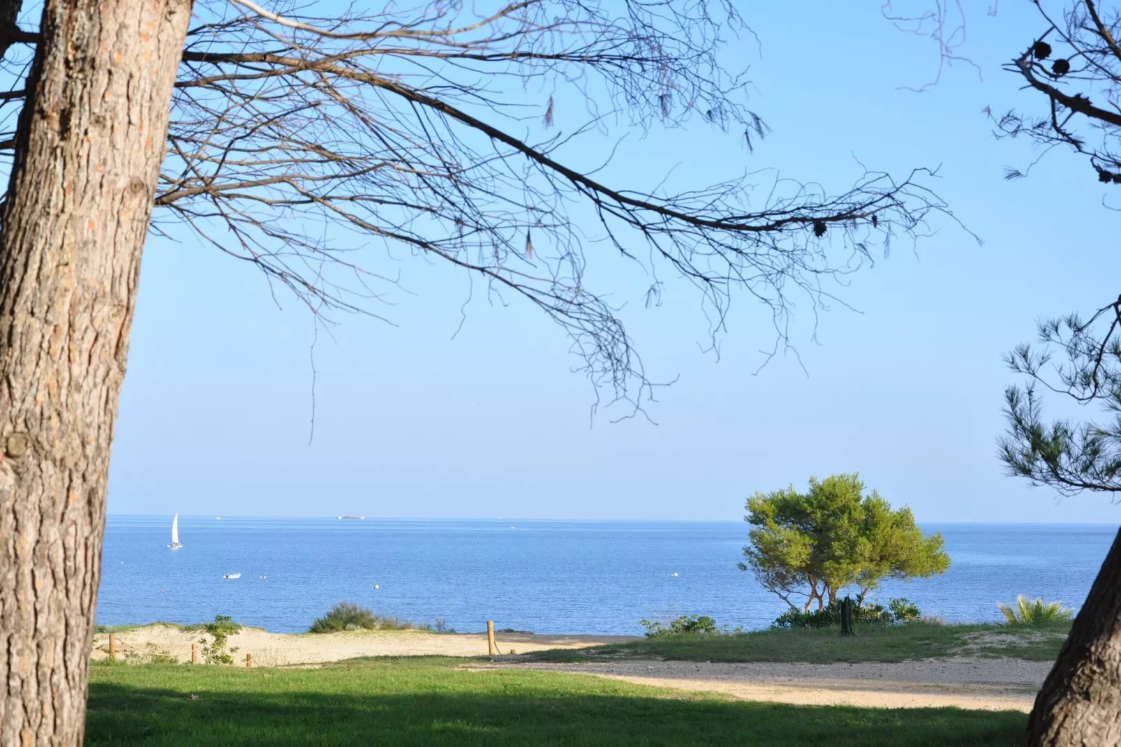 Villa avec piscine vue mer et proche plage à Bormes les Mimosas-Gebieden zomer 5km