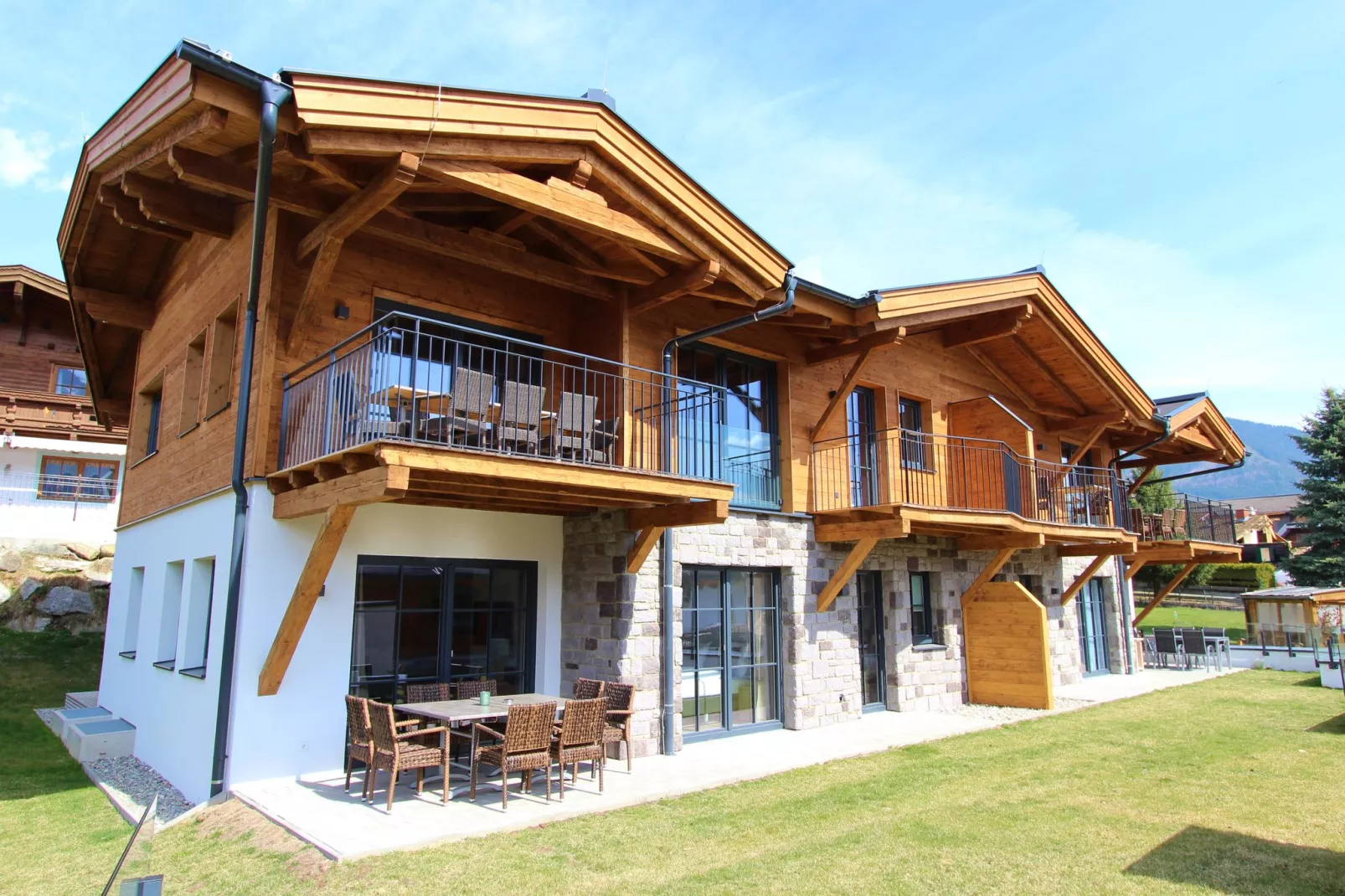 Luxury Tauern Suite Walchen Kaprun 6-Buitenkant zomer