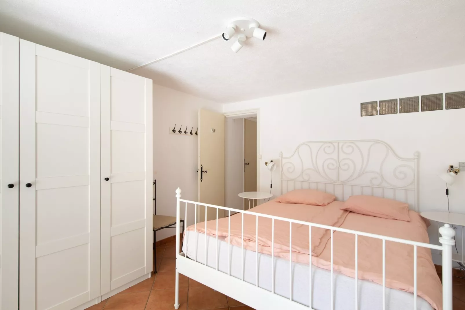 Zeer mooie villa in Lorgues met zwembad-Slaapkamer
