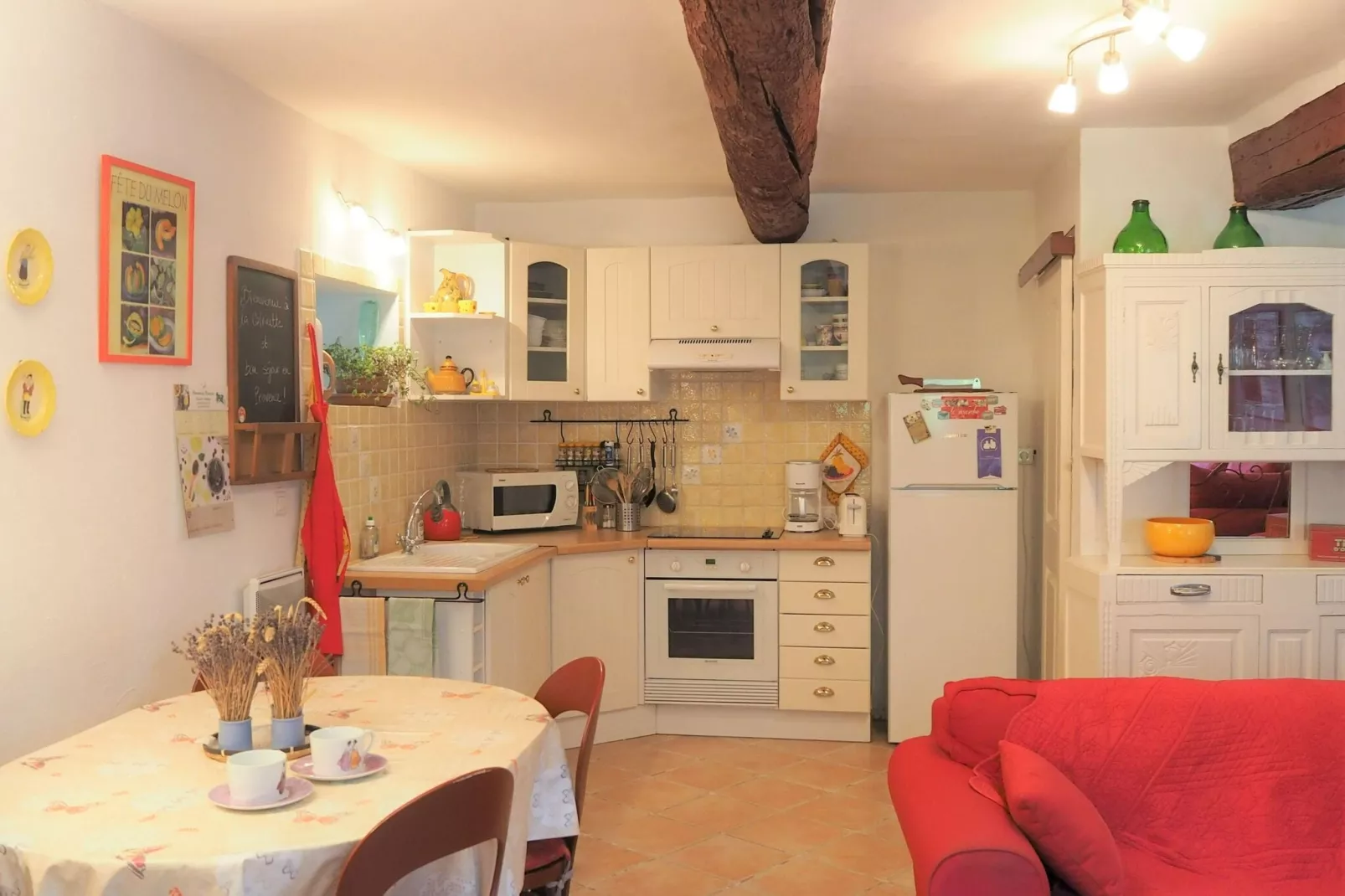 Doppelhaushälfte in Pernes-les-Fontaines-Keuken