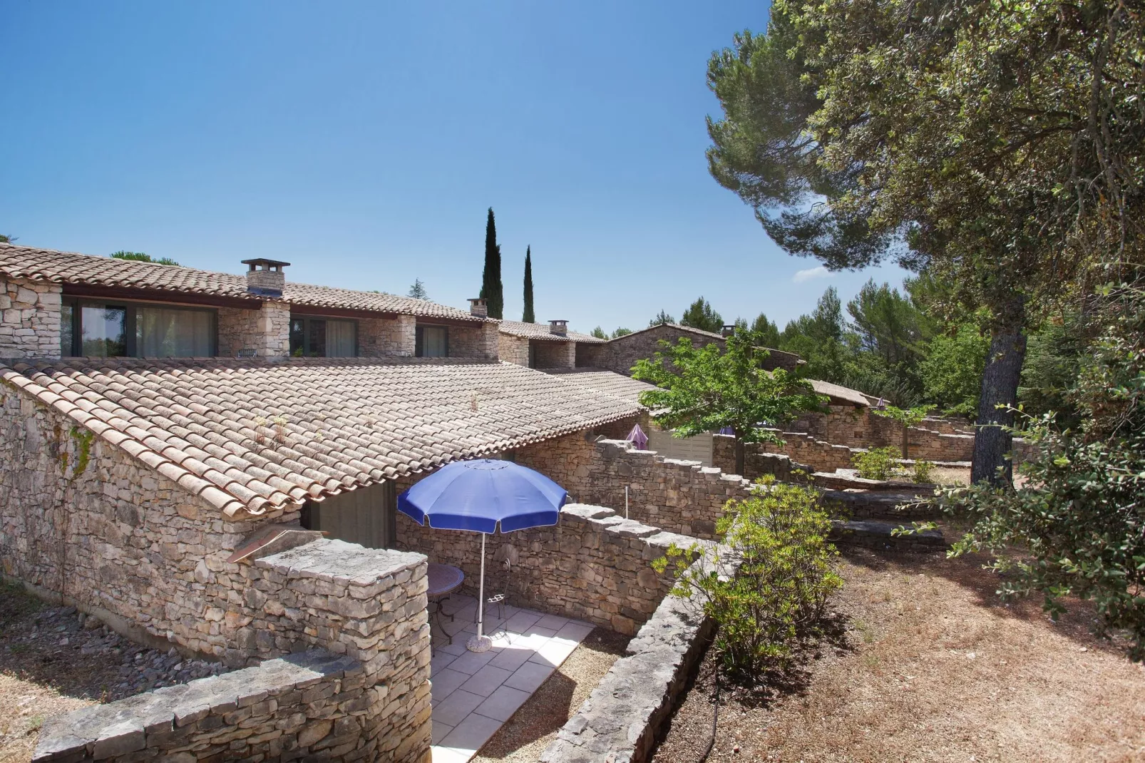 La Bastide des Chênes 1-Buitenkant zomer