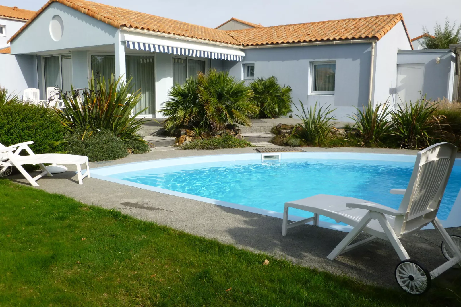 Acacia 6 with pool-Buitenkant zomer