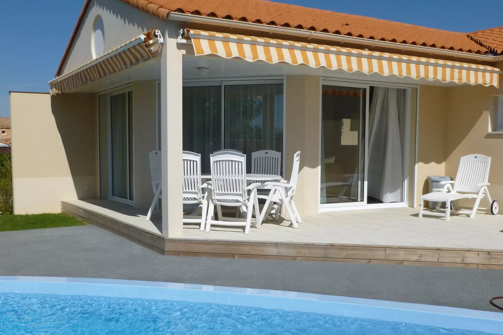 Acacia 6 with pool-Buitenkant zomer