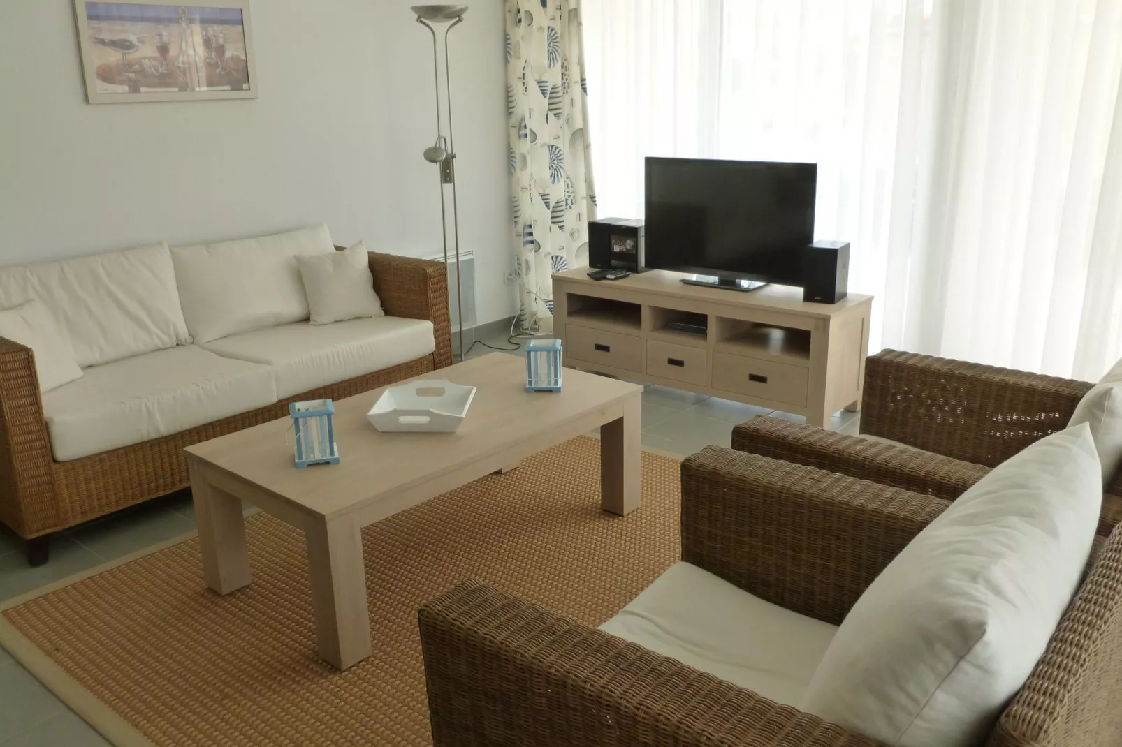 Acacia 6 with pool-Woonkamer