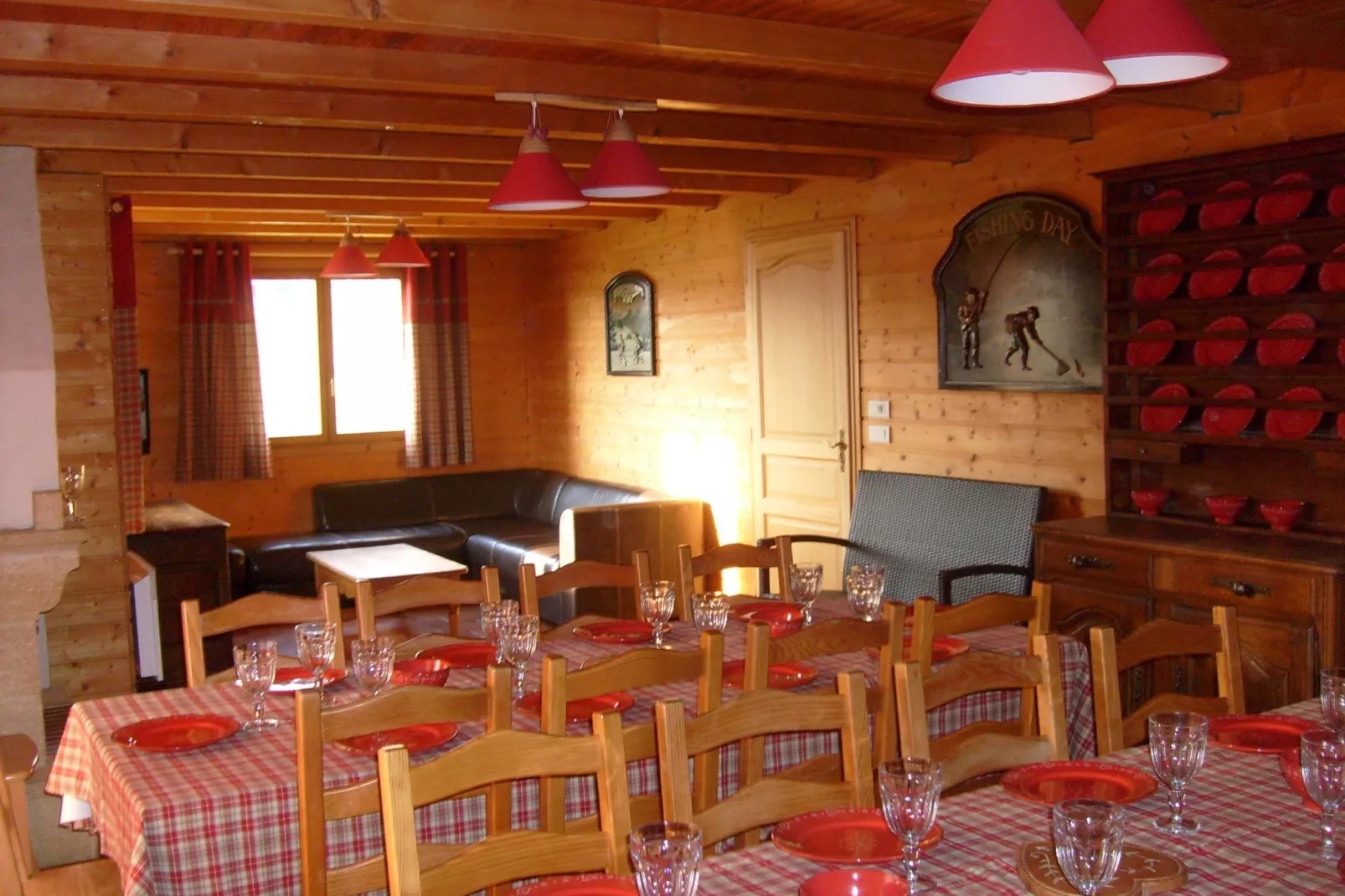 Les Chalets des Ayes 7-Eetkamer