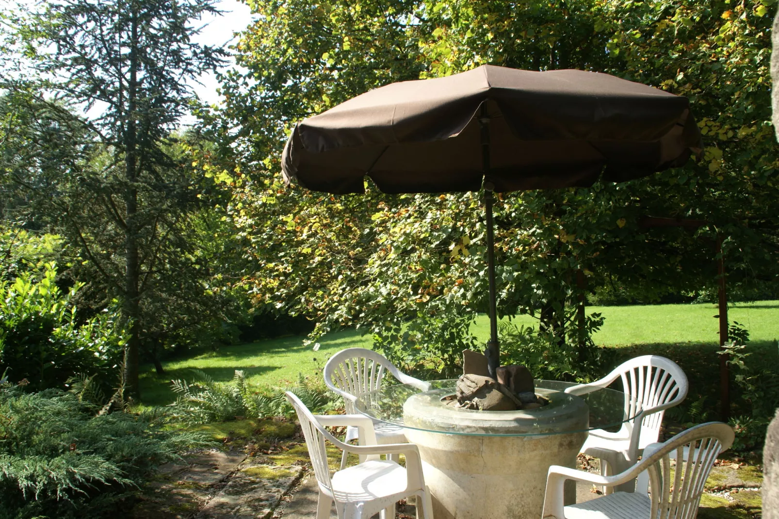 Maison de vacances - LA CHAPELLE-AUX-BOIS-Terrasbalkon