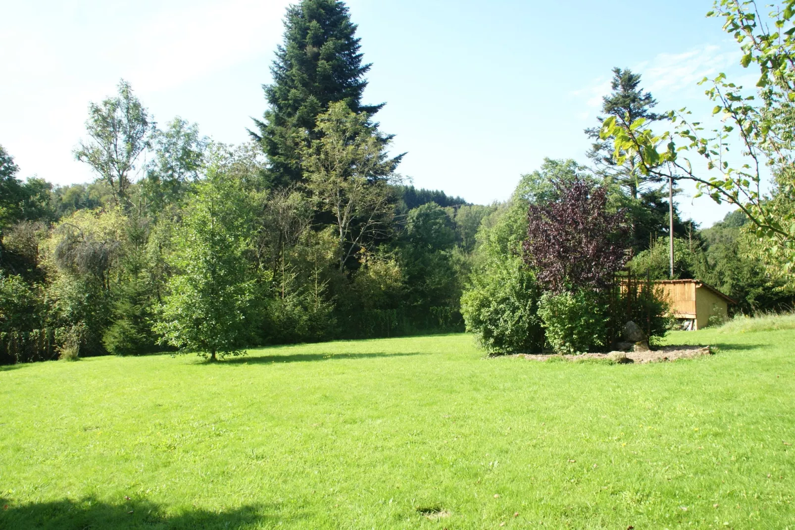 Maison de vacances - LA CHAPELLE-AUX-BOIS-Tuinen zomer