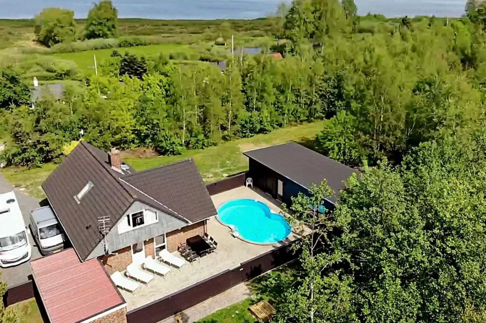 Vrijstaande vakantiewoning in Højslev met privézwembad-Zwembad
