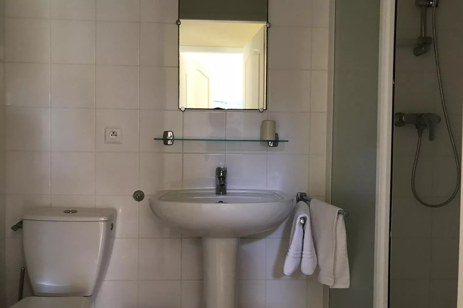 Les Forges 2 Rooms 84-Badkamer