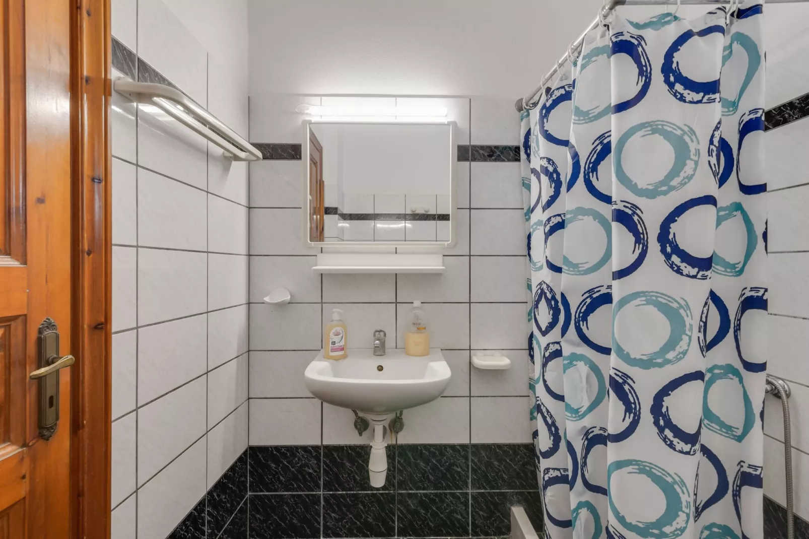 Katomeri Constantine - Badkamer
