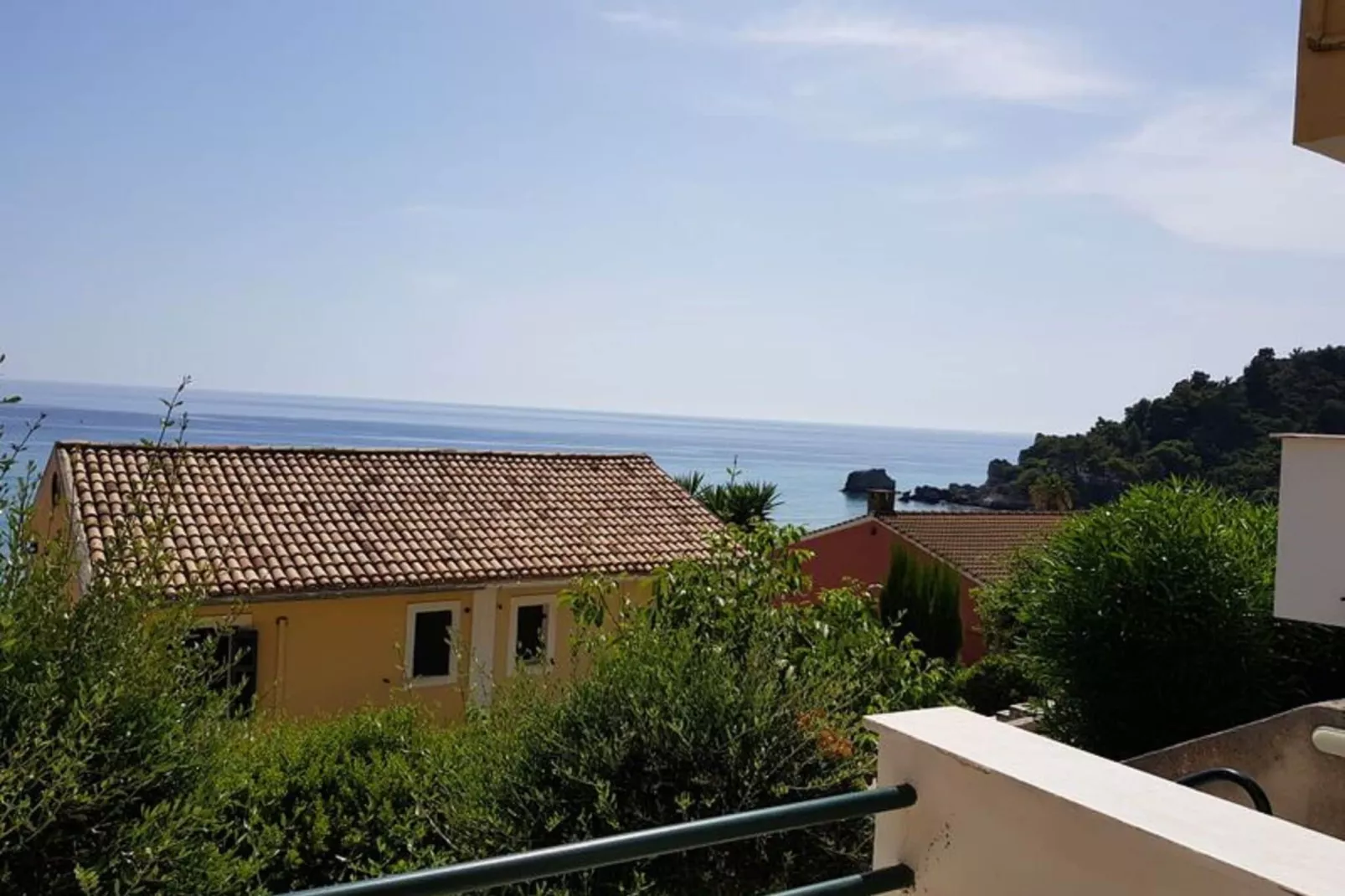 Corfu Glyfada Apartment 90-Uitzicht zomer