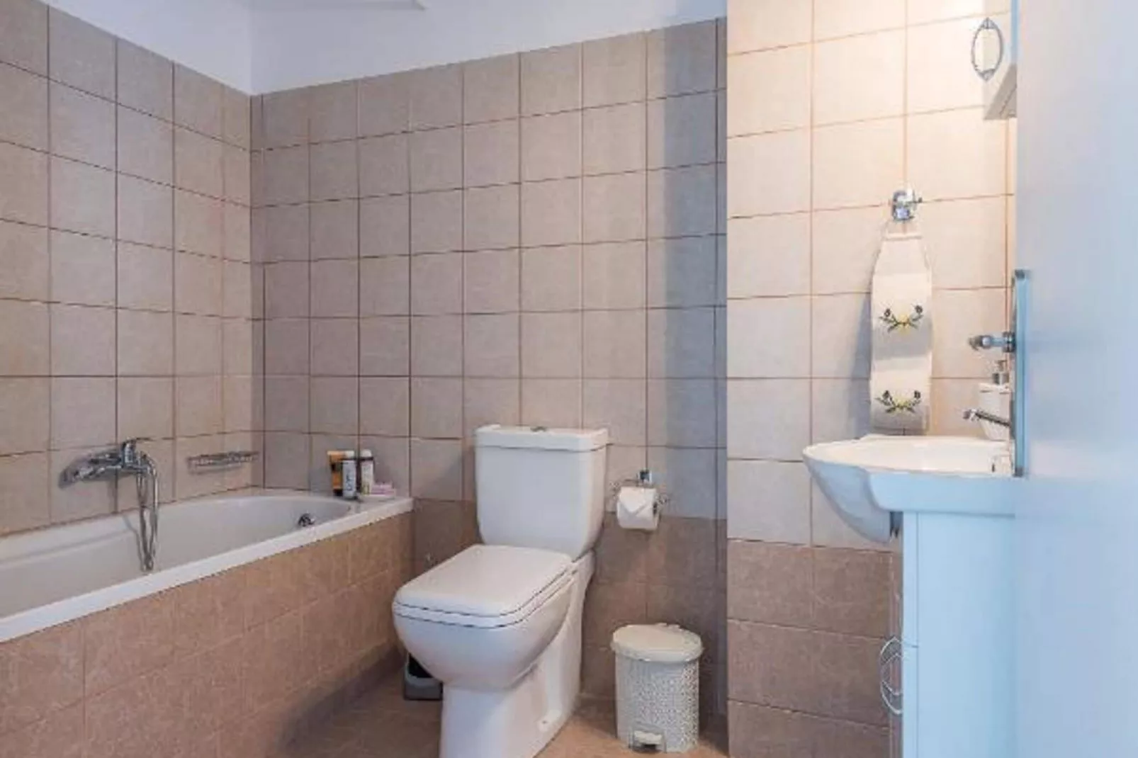 Gennadi Summer Villas-Badkamer