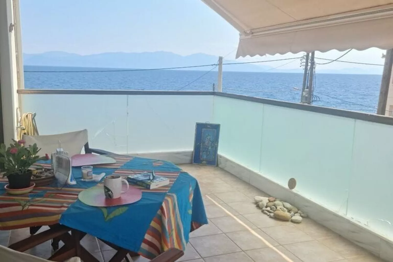 Beautiful House-Apartment Sea-Front Likoporia Korinthias-Terrasbalkon