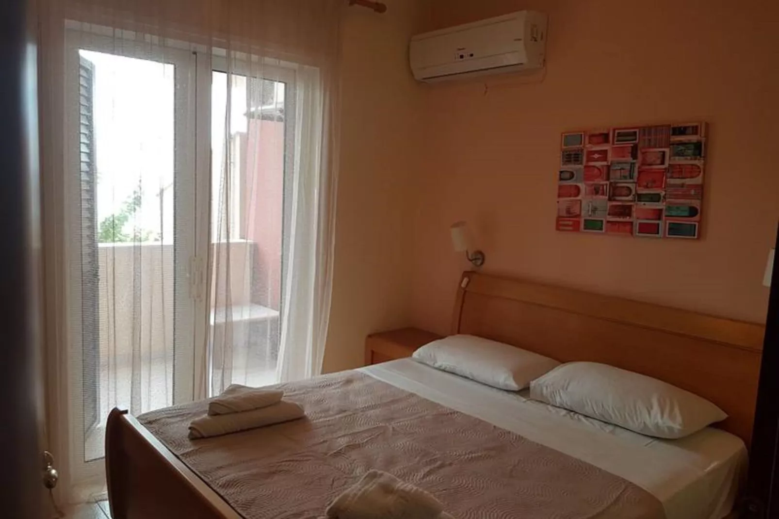 Type Aa5rcocomat bed quality apartment-Slaapkamer