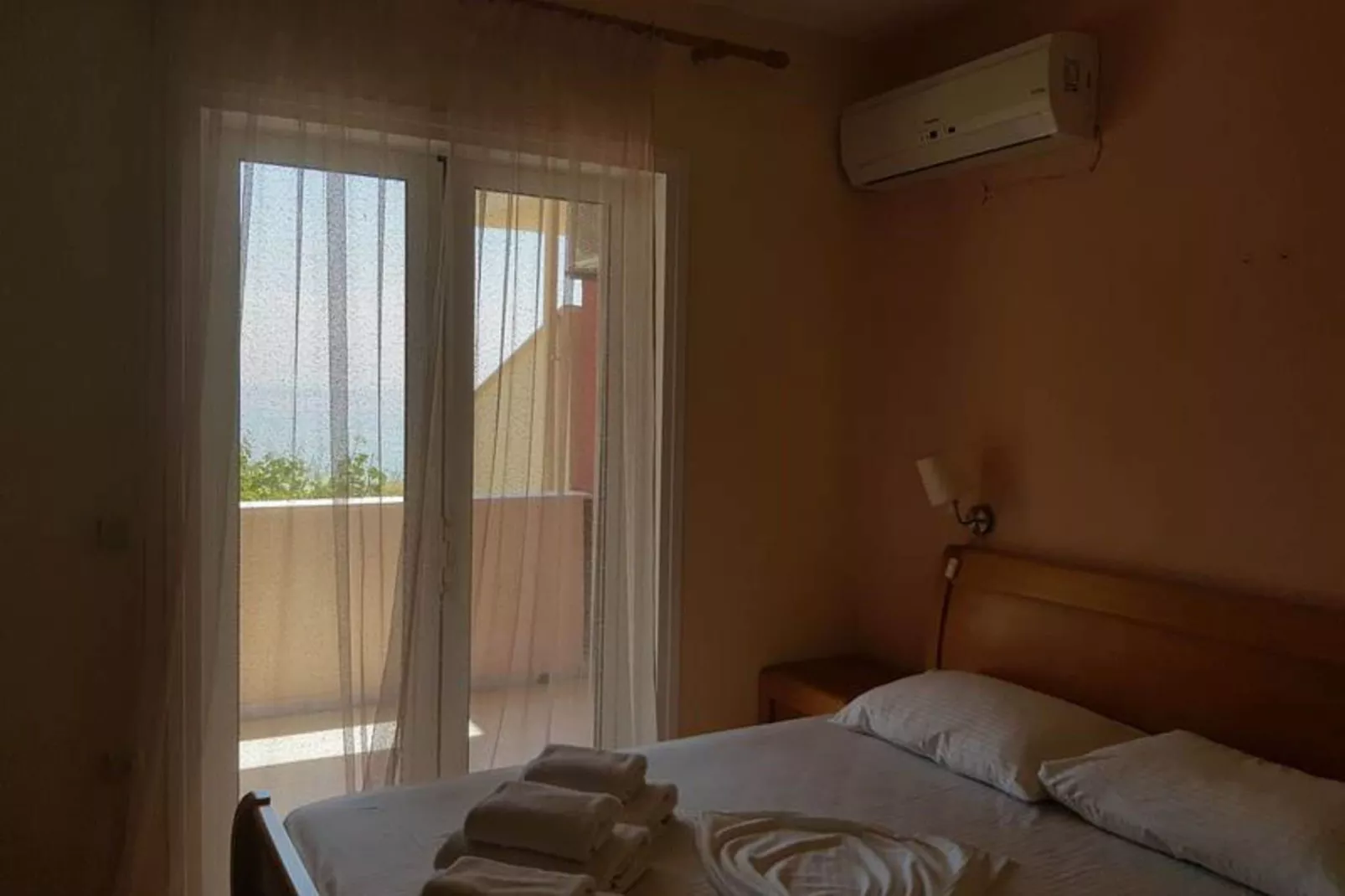 Type Aa5rcocomat bed quality apartment-Slaapkamer