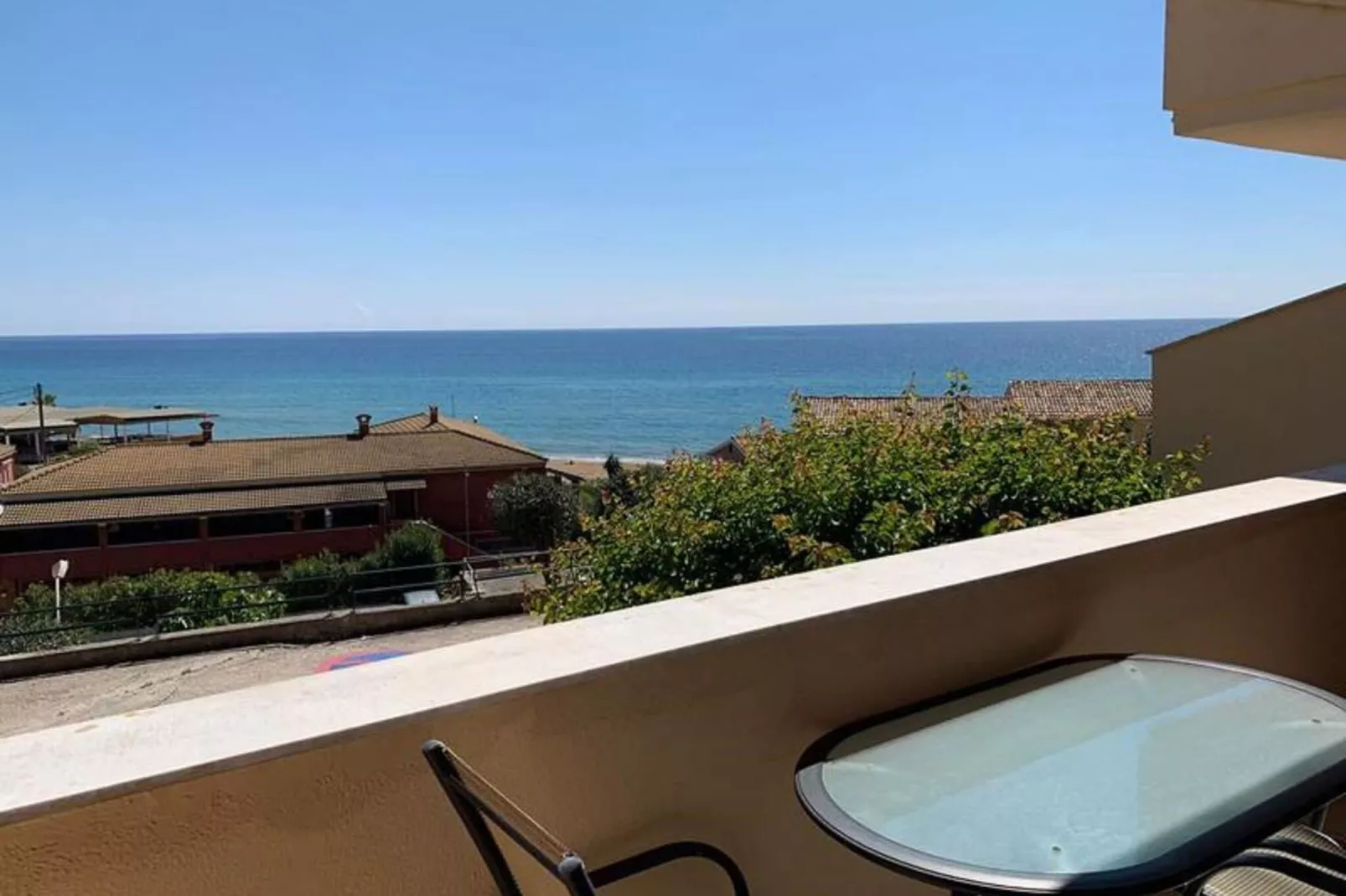 Type Aa5rcocomat bed quality apartment-Terrasbalkon