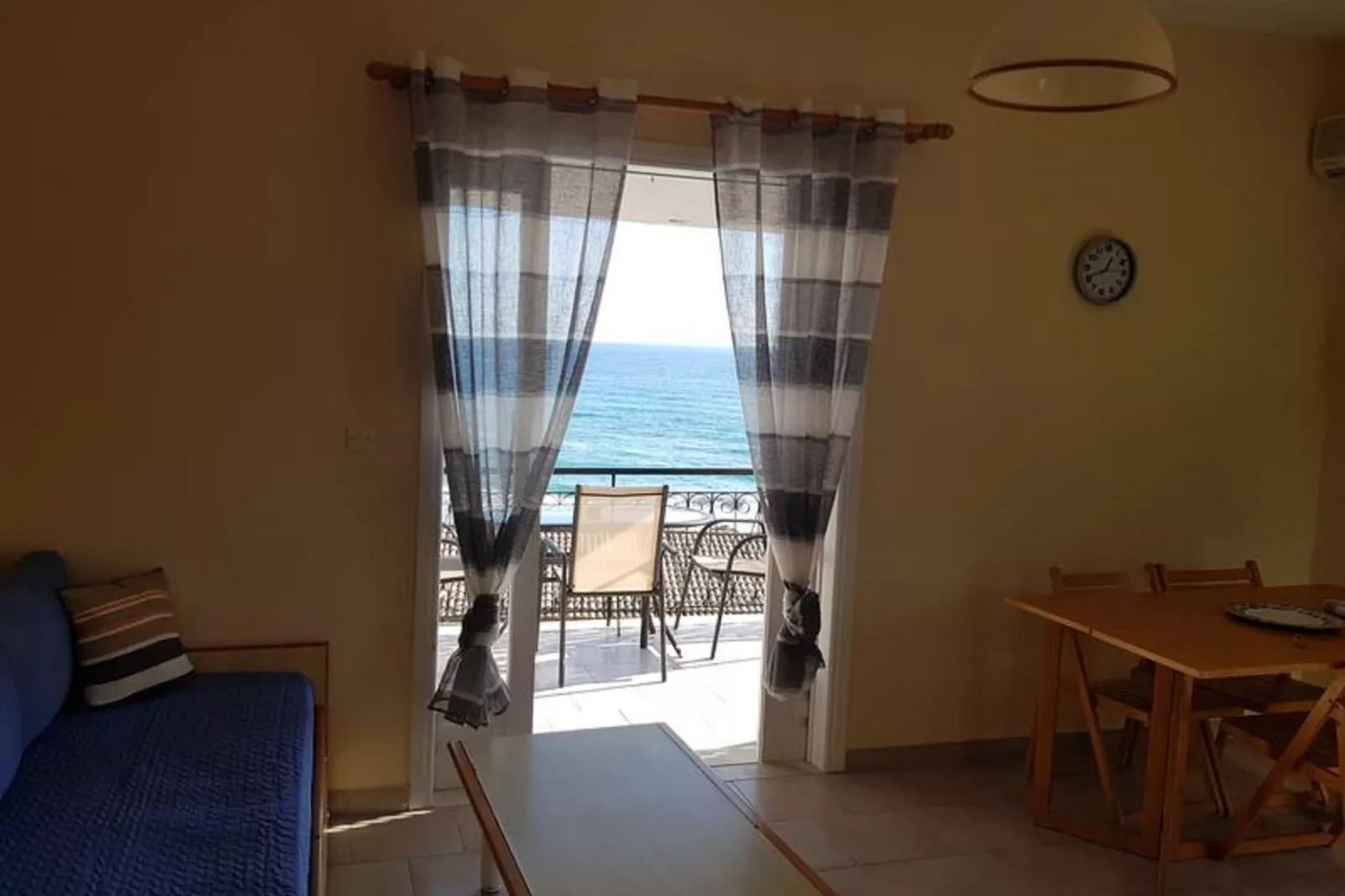 Standart Apartments 148-Woonkamer