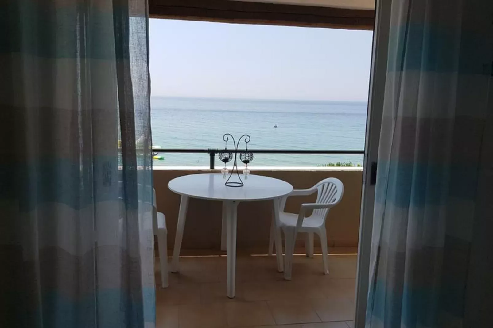 Glyfada Two Floors Maizonette Aa2 62-Terrasbalkon