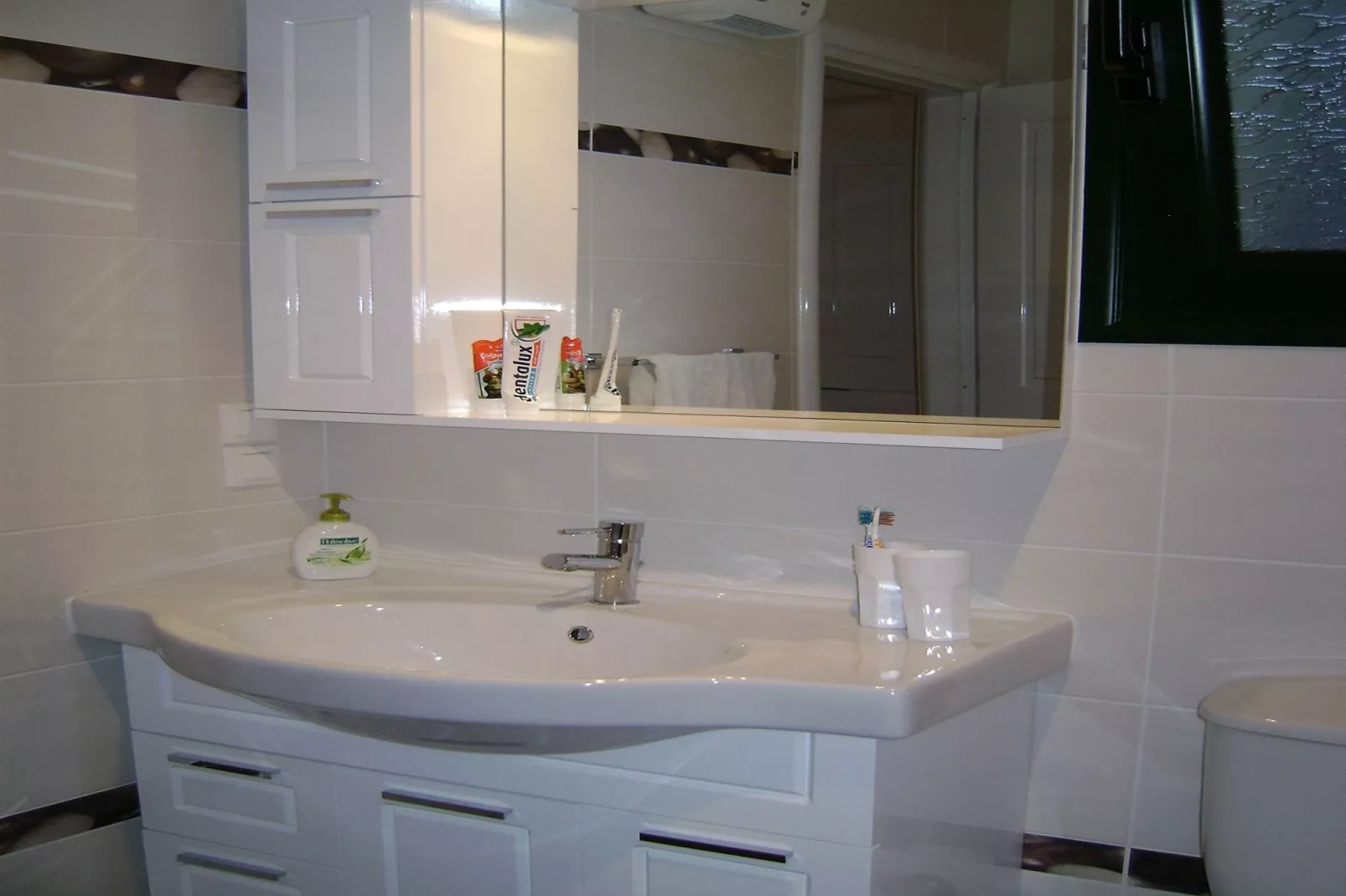 Villa Dysis-Badkamer