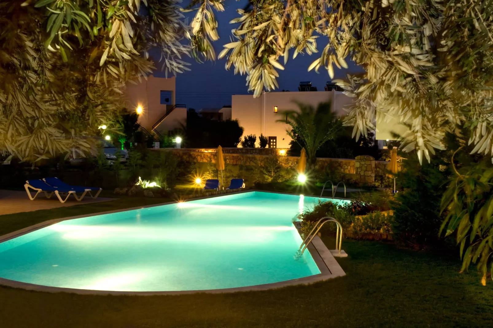 Blue Dream Garden Executive Villa-Zwembad