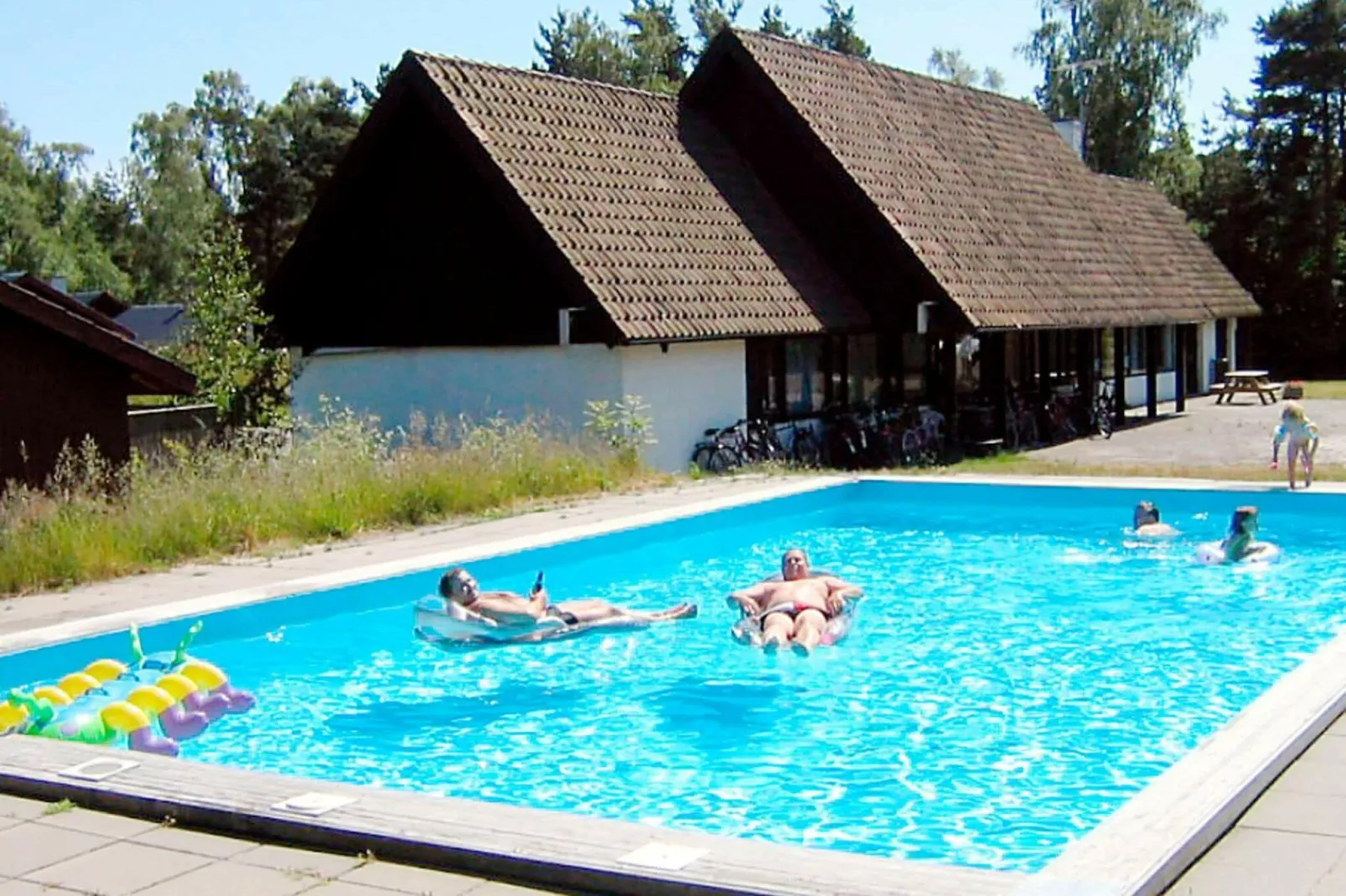 DUEODDE FERIEBY-Zwembad