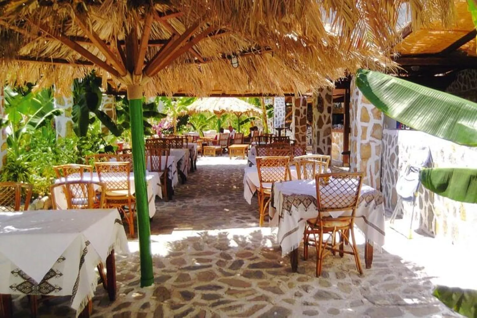 Holiday homes Stone Village Bali - Studio with halfboard-Terras
