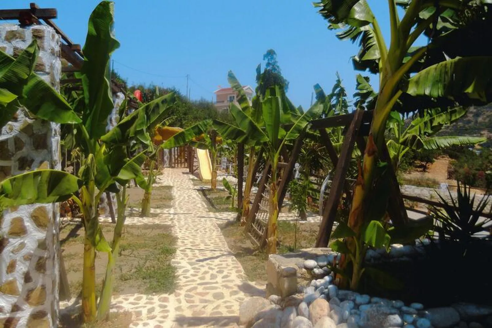 Holiday homes Stone Village Bali - Studio with halfboard-Tuinen zomer