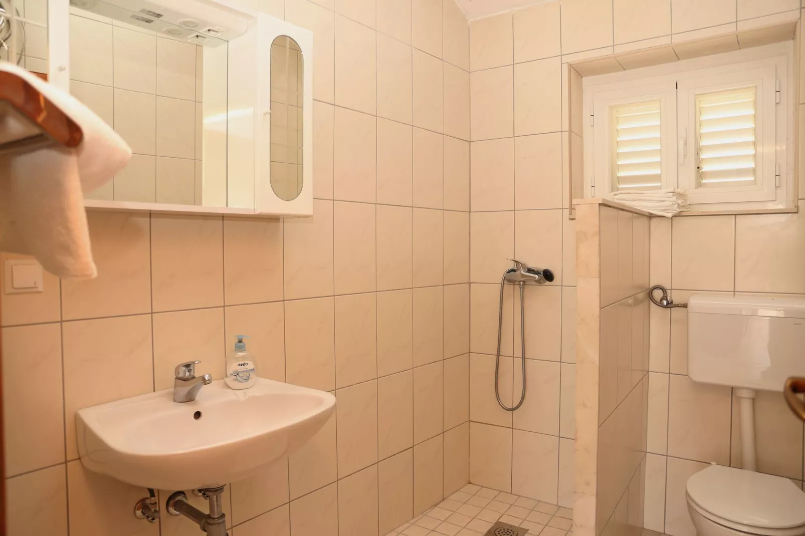 Holiday Home Beach Olivia-Badkamer