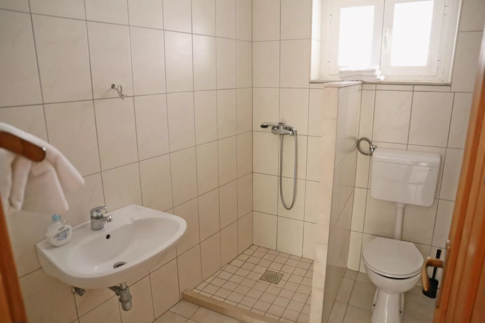 Holiday Home Beach Olivia-Badkamer
