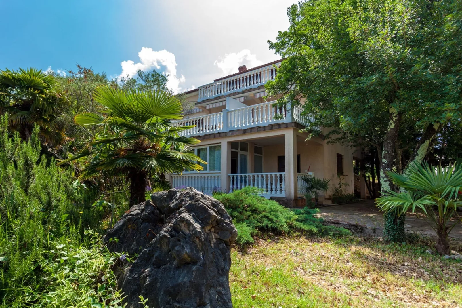 Apartment Gavrilovic A4-Buitenkant zomer