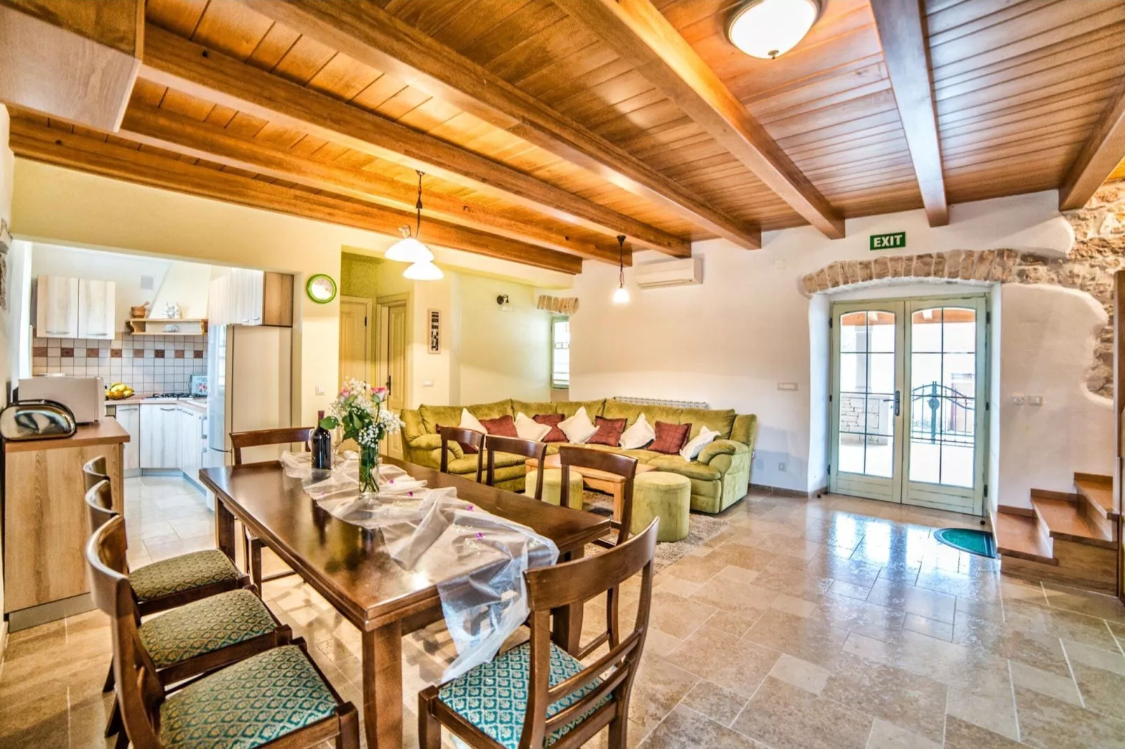 Villa Bubani with Private Pool-Woonkamer