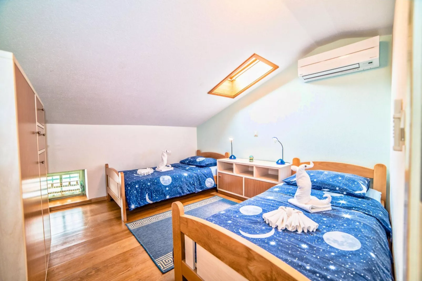 Villa Bubani with Private Pool-Slaapkamer