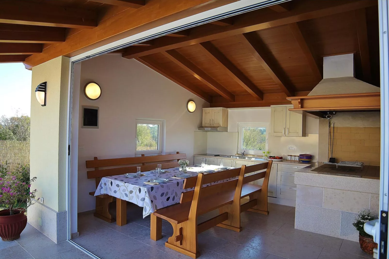 Villa Bubani with Private Pool-Terrasbalkon
