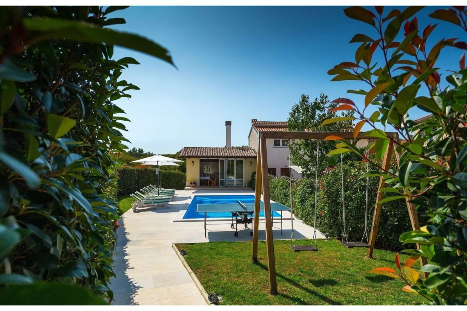 Villa Bubani with Private Pool-Tuinen zomer