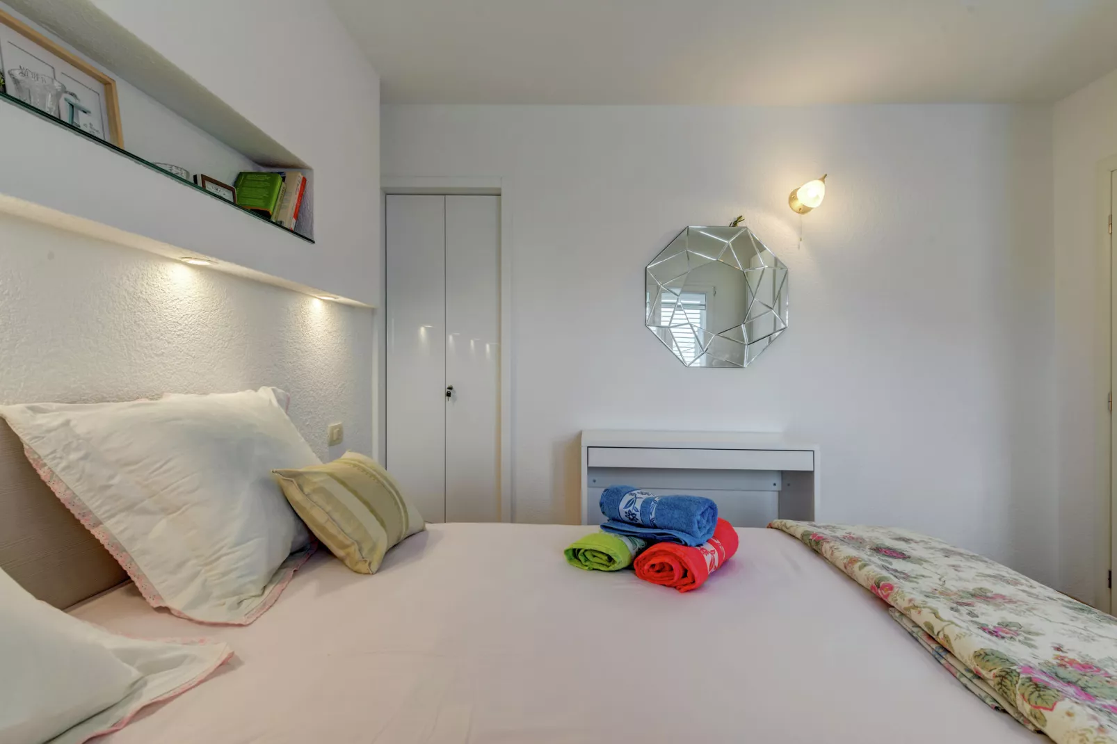 One bedroom apartment Marin-Slaapkamer