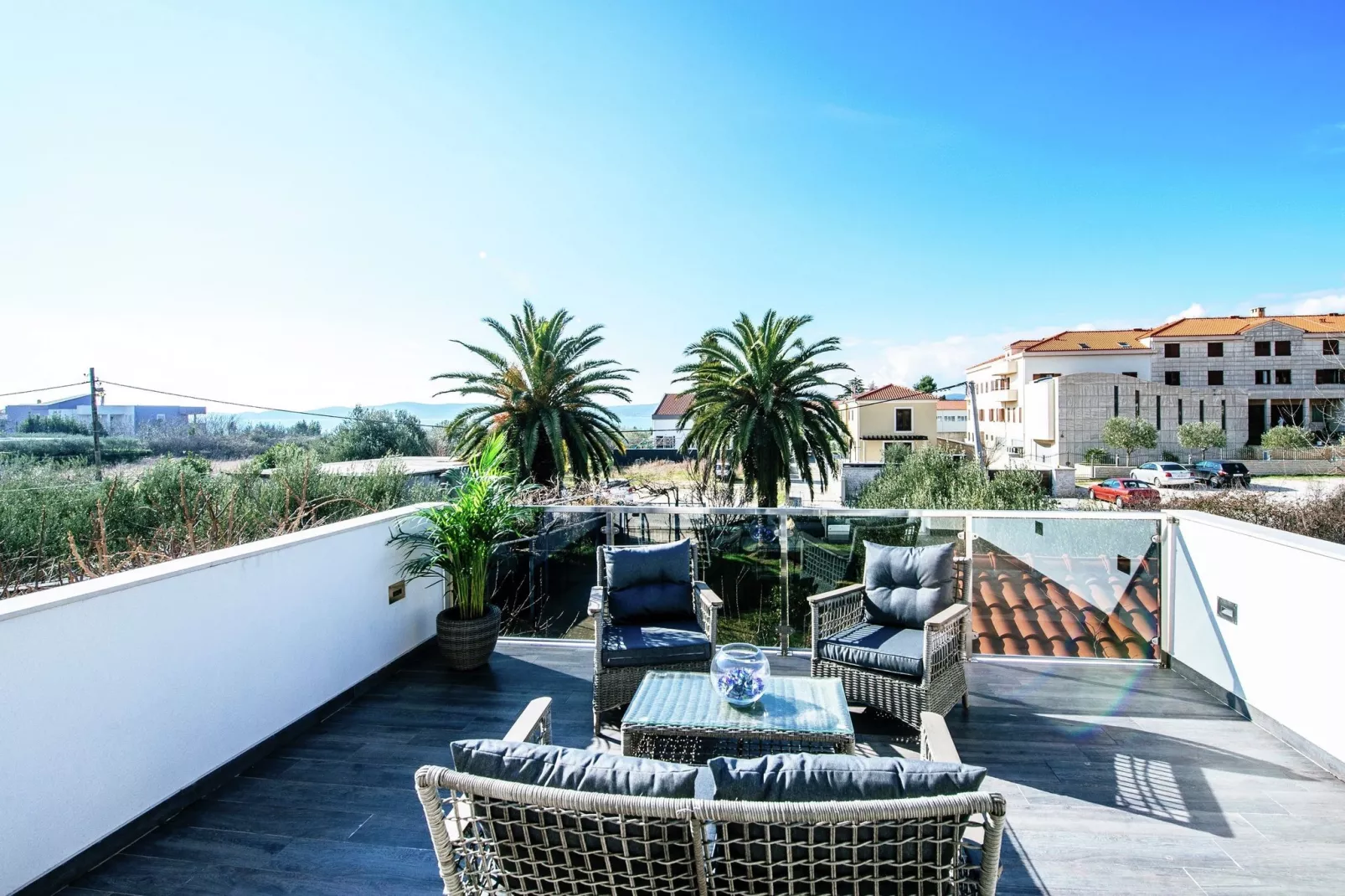 Luxurious apartment Loreta-Terrasbalkon