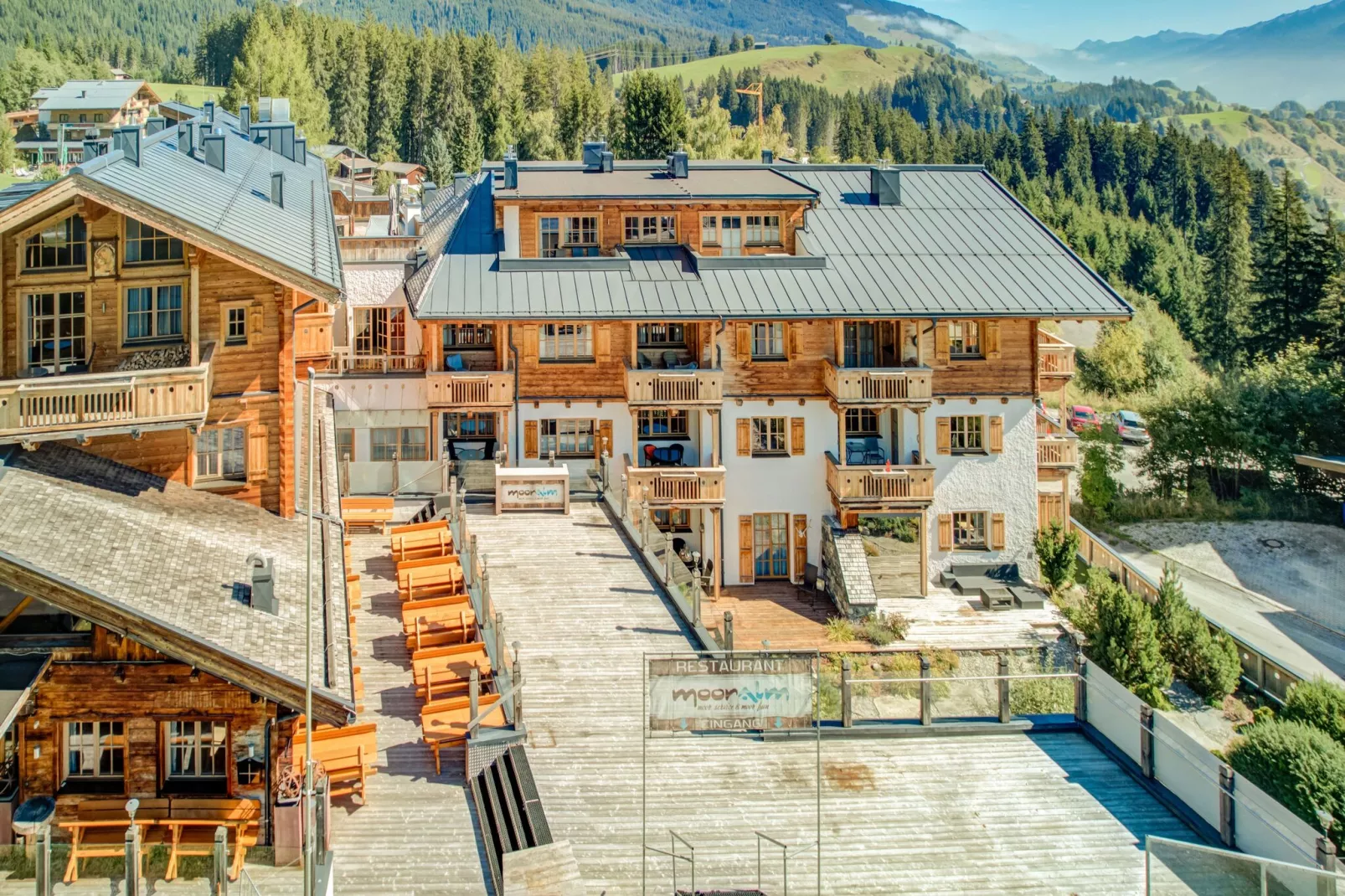 Panorama Chalet Barda-Buitenkant zomer