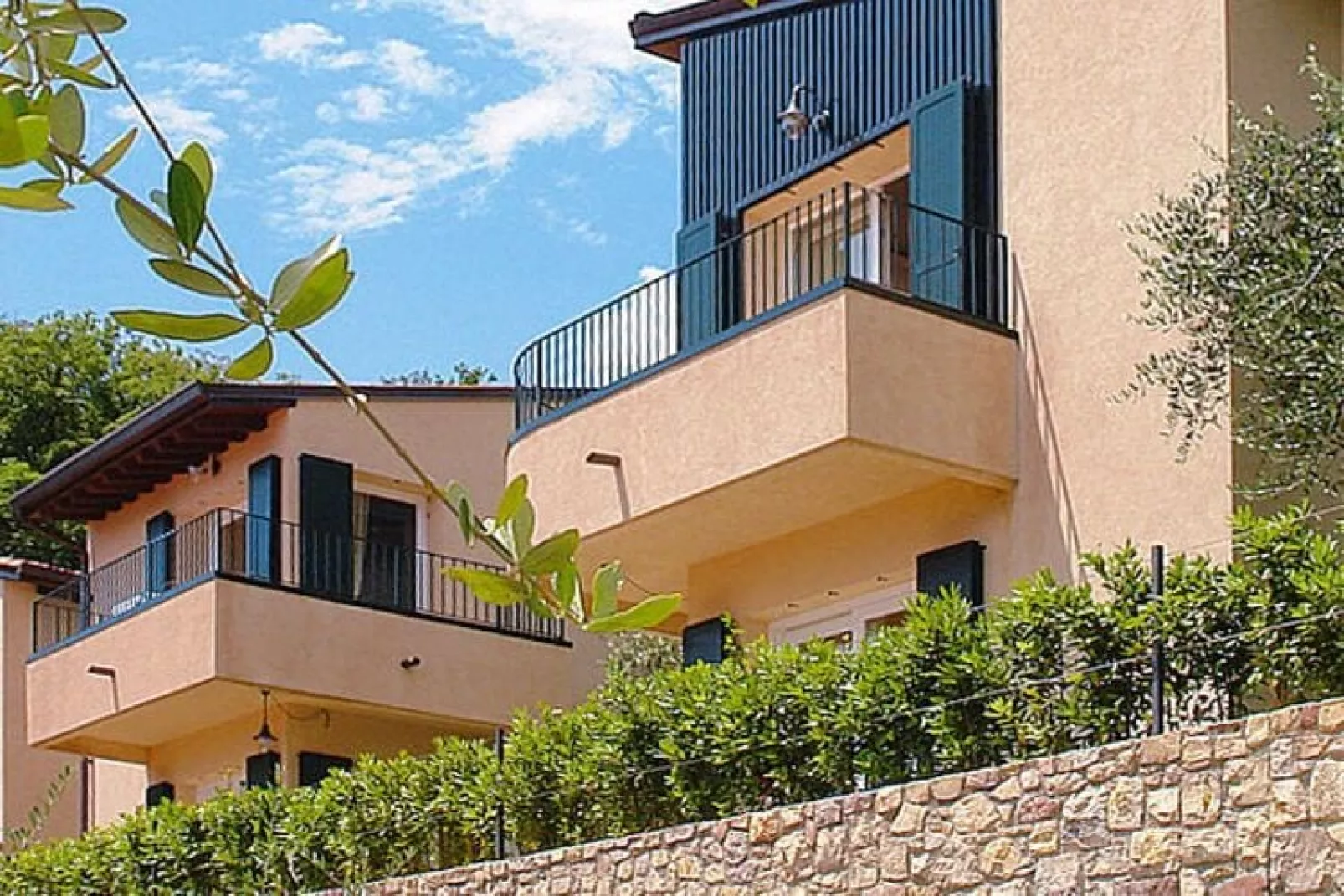 Residence Nautic Resort San Carlo Gargnano-casa san carlo-Buitenkant zomer