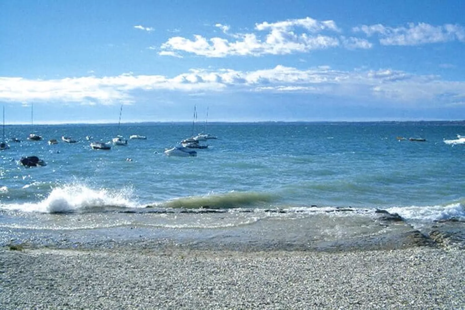 Stacaravan in Moniga del Garda met terras-Waterzicht