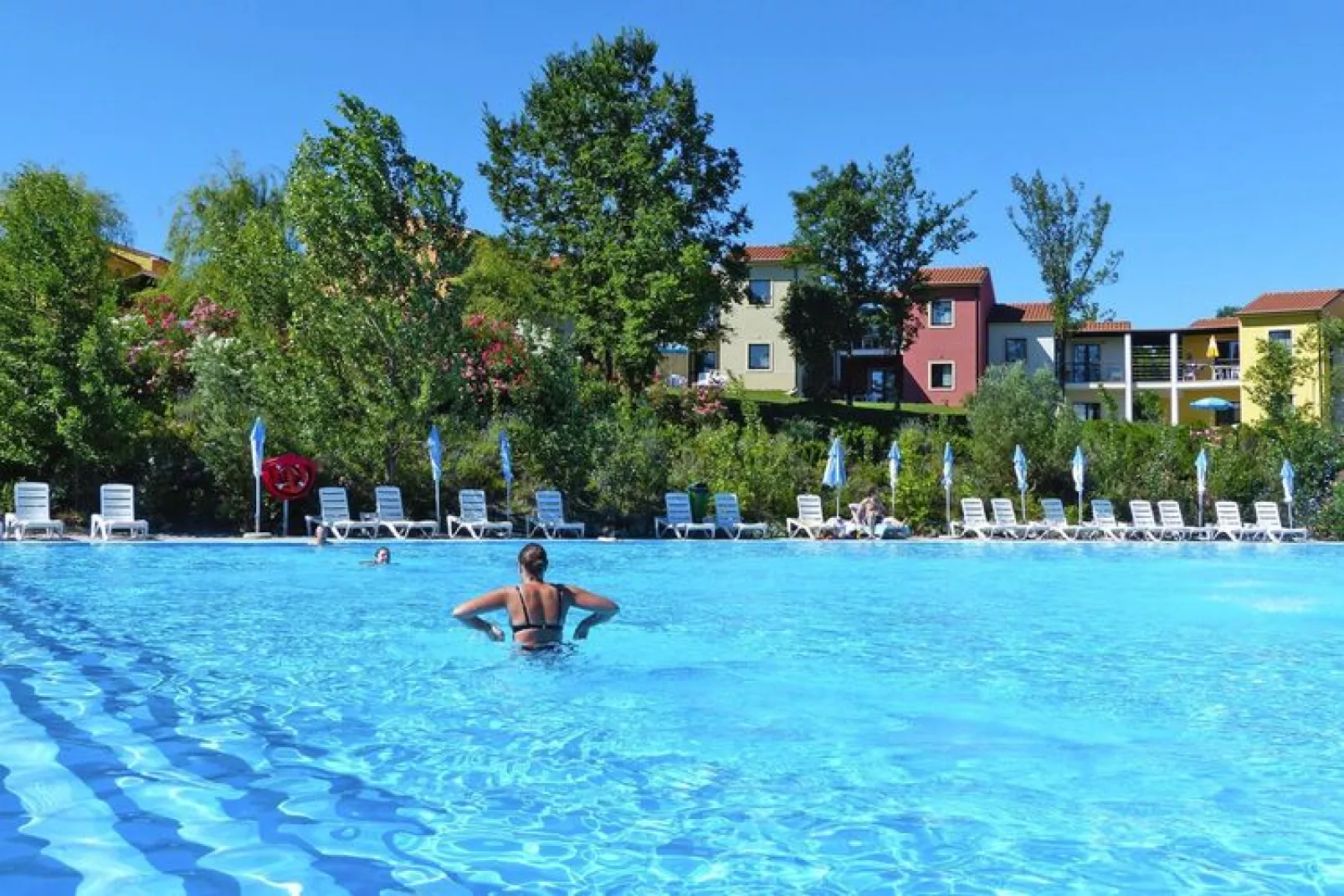 Residence Belvedere Village Castelnuovo del Garda-Trilo premium-Zwembad