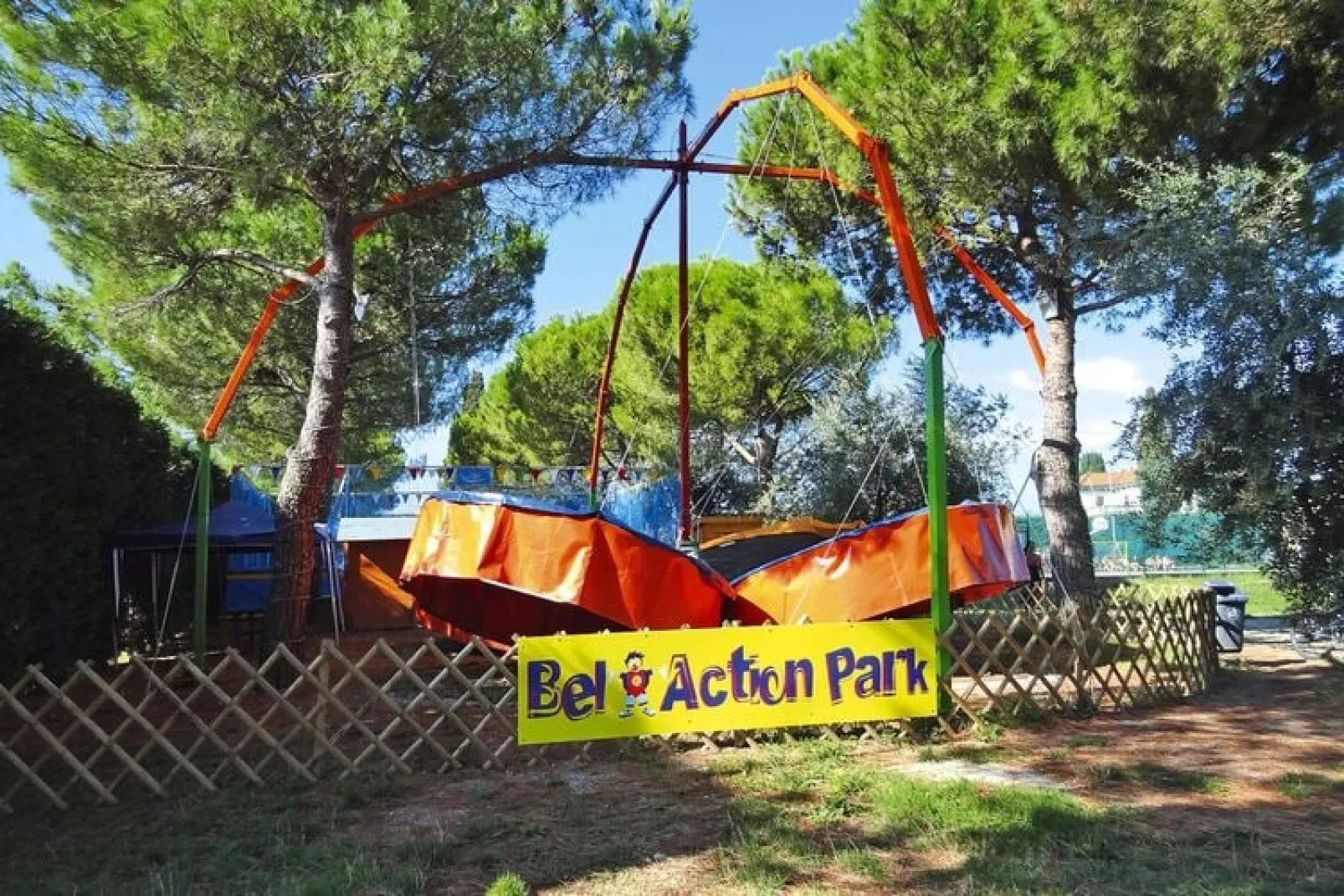 Holiday park Bella Italia, Peschiera-Ortensia-Buitenkant zomer