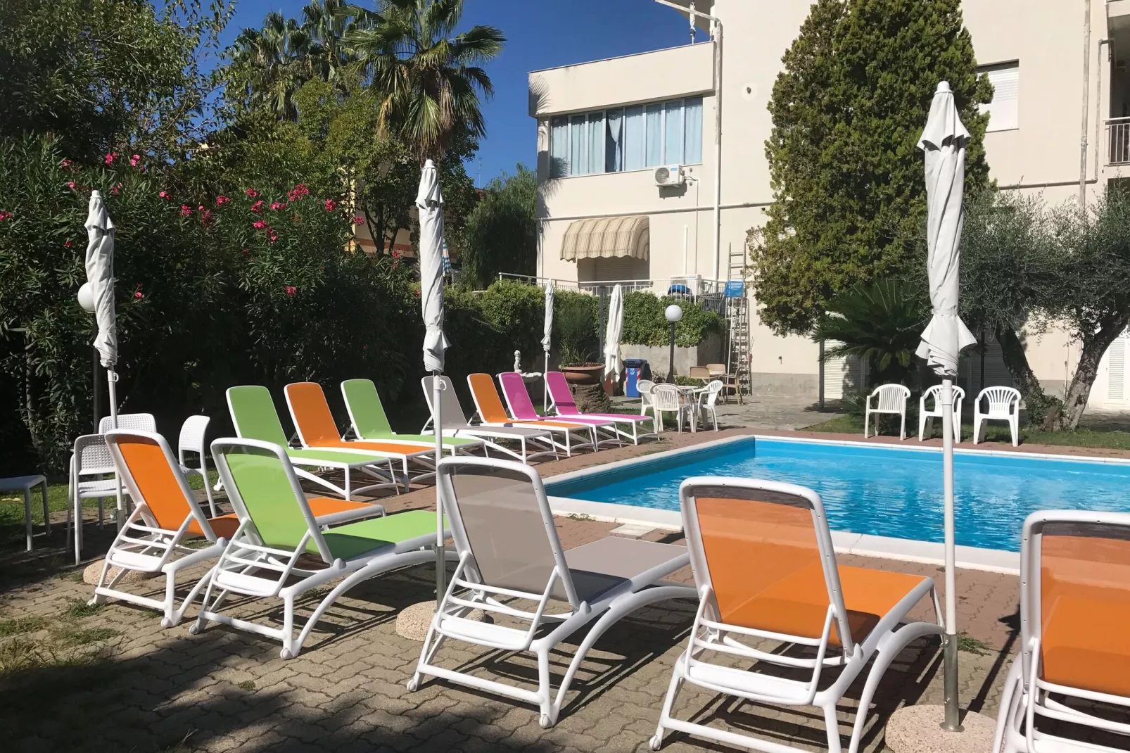Villa Paola Loano - Type B6 neu B4plus2-Zwembad