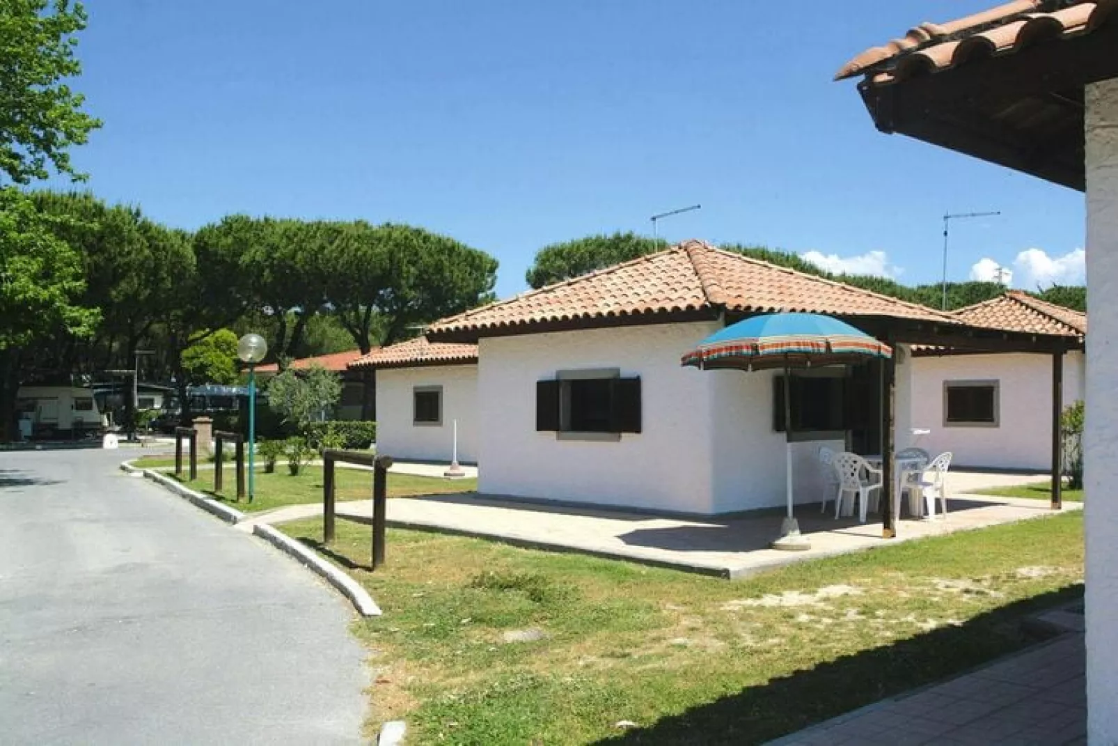 Caravanpark Marina 3B Sarzana - MH 4 Pax-Buitenkant zomer