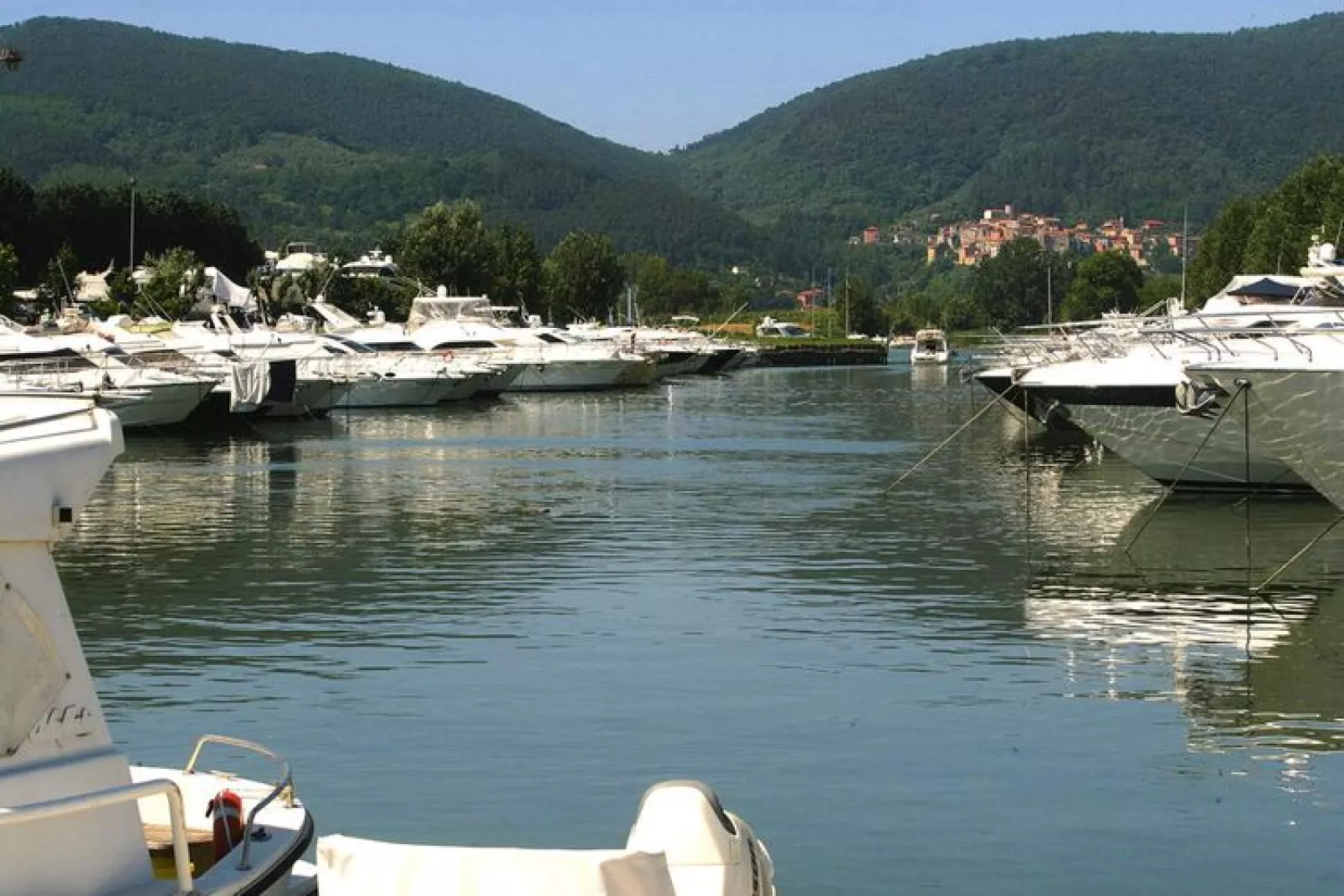 Caravanpark Marina 3B Sarzana - MH 4 Pax-Waterzicht