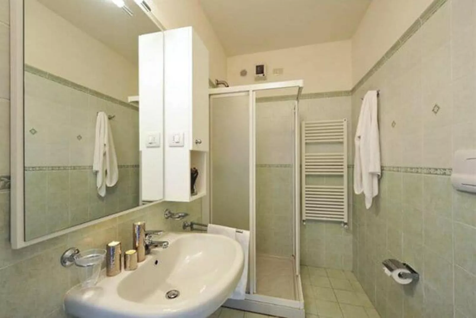 Residence Porto Letizia Porlezza - PSMP2 Palace-Studio 2 pax Mountain View Plus - 8200-Badkamer