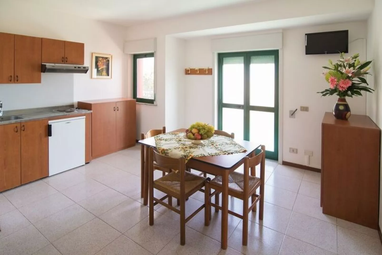 Appartement in Giardini Naxos in de buurt van Shopping-Woonkamer